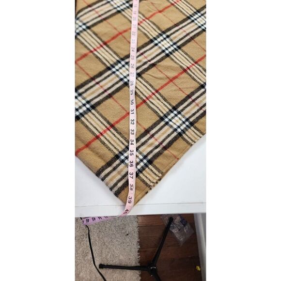 V.Fraas Acrylic Poncho Style Plaid Outerwear, One Size - Picture 6 of 7